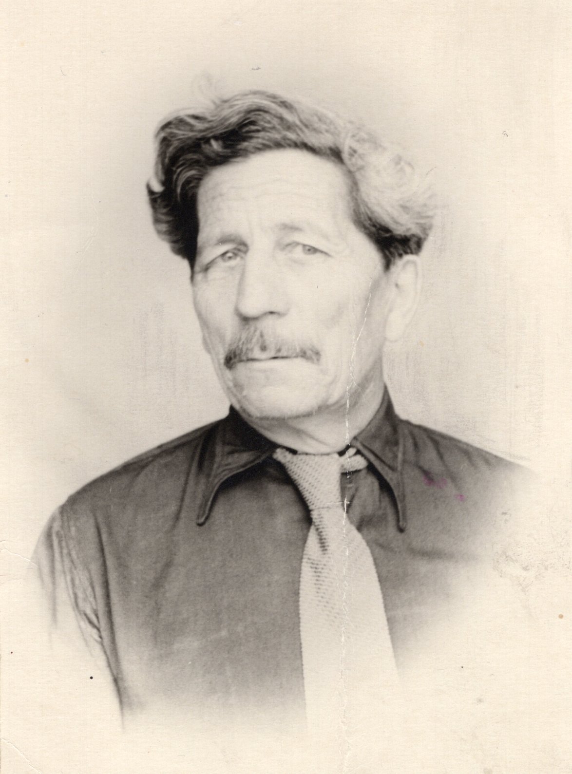 Идрис Туктар.
